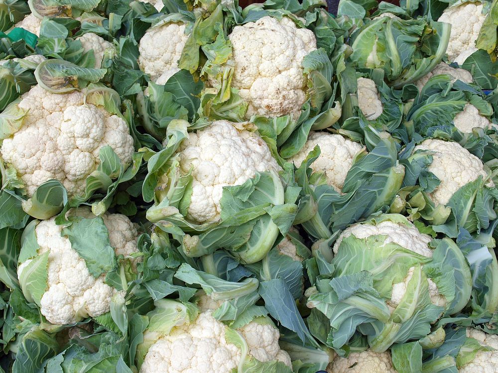 Free cauliflowers image, public domain food CC0 photo.