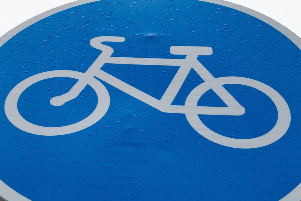 Free cycle sign image, public domain sign CC0 photo.