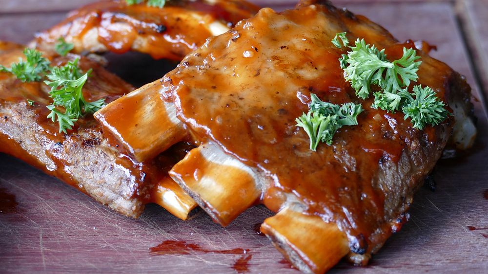 Free ribs with gravy image, public domain food CC0 photo.