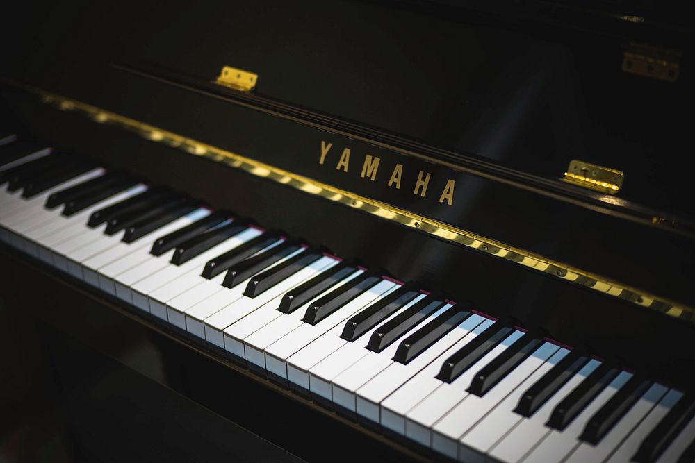 Yamaha acoustic piano, location unknown, 27 January 2017.