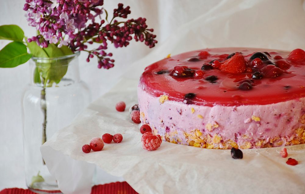 Raspberry ice-cream cake image, free public domain CC0 photo.