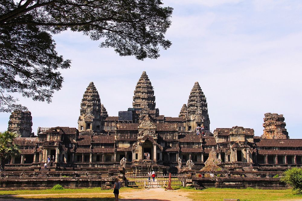 Ancient heritage temple in Angkorwat photo, free public domain CC0 image.