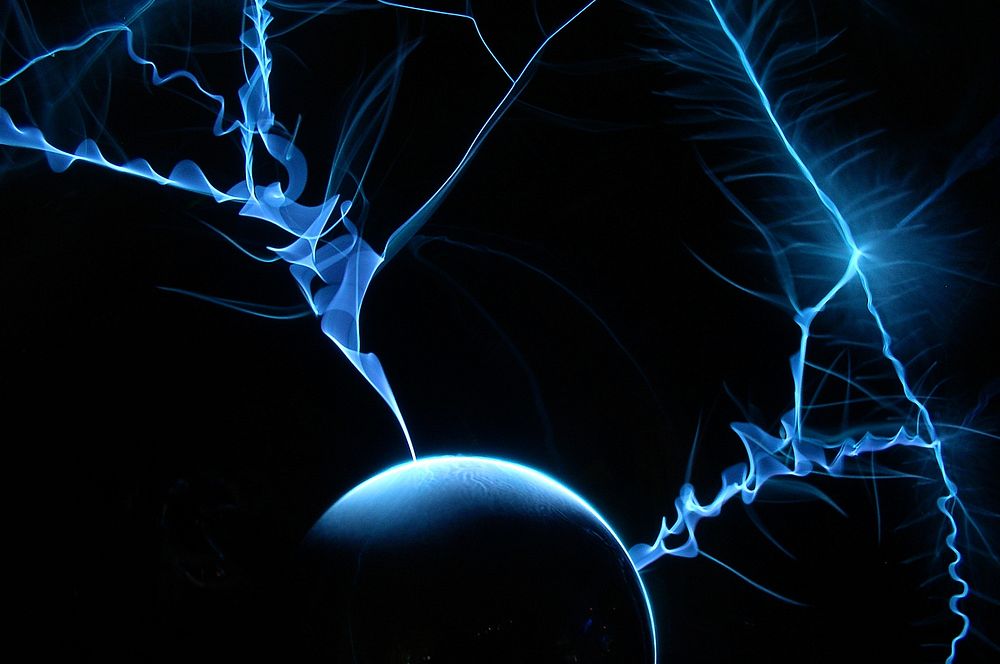Free abstract blue neon light image, public domain CC0 photo.