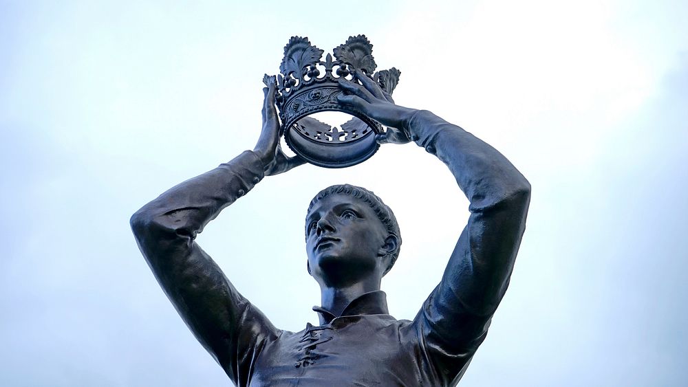  Free Shakespeare's Prince Henry statue image, public domain history CC0 photo.