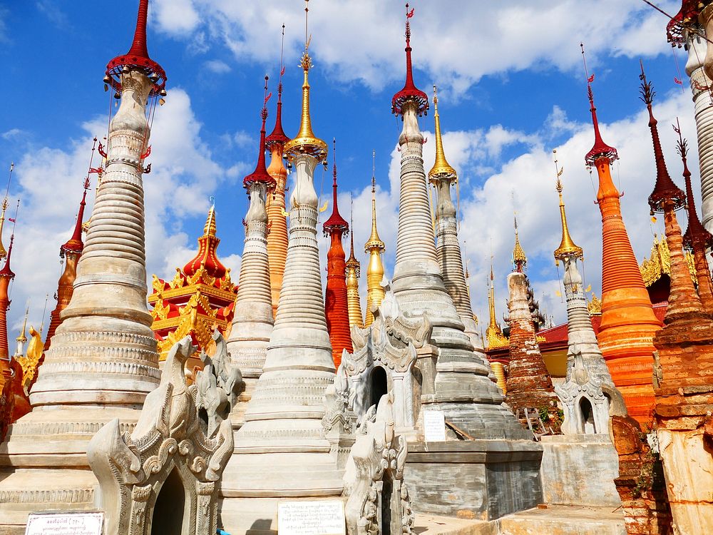 Temple architecture in Myanmar, free public domain CC0 photo