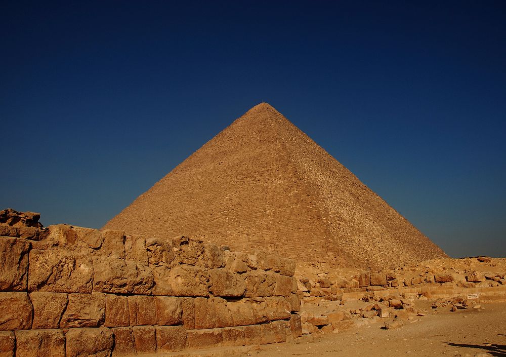 Free pyramid in Egypt image, public domain CC0 photo.