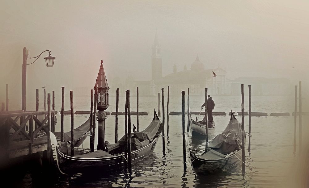 Free gondola at dock in Venice, Italy image, public domain CC0 photo.