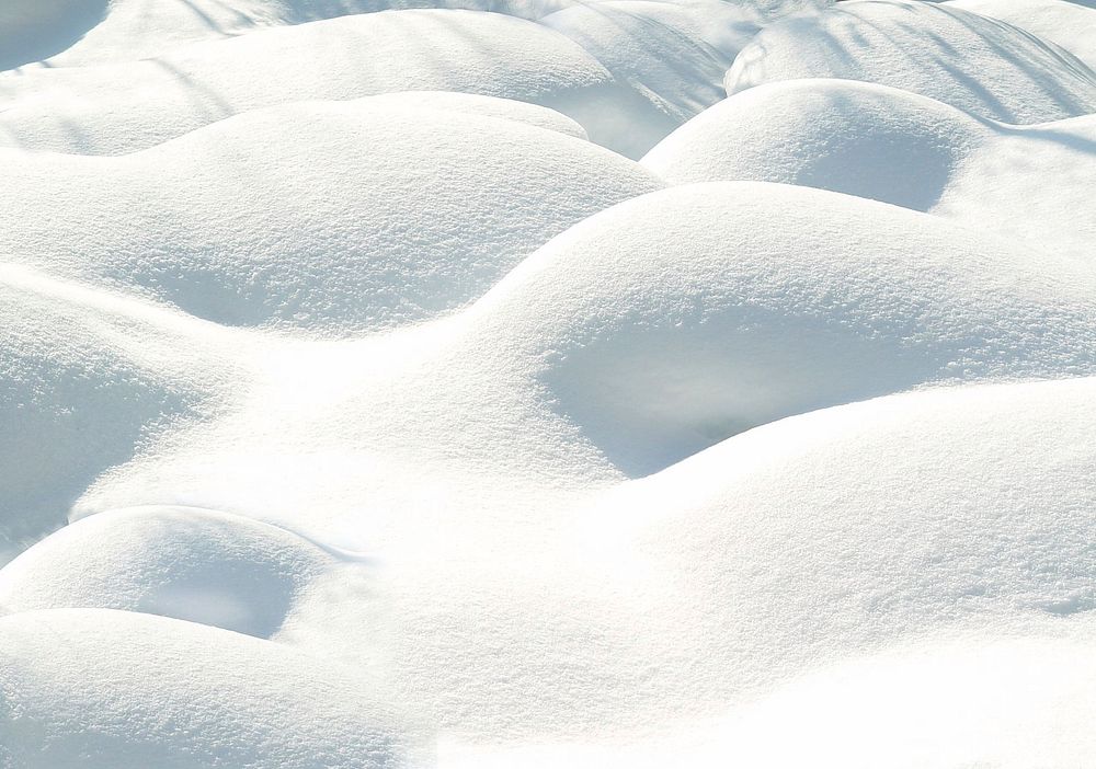 Small piles of snow, free public domain CC0 photo
