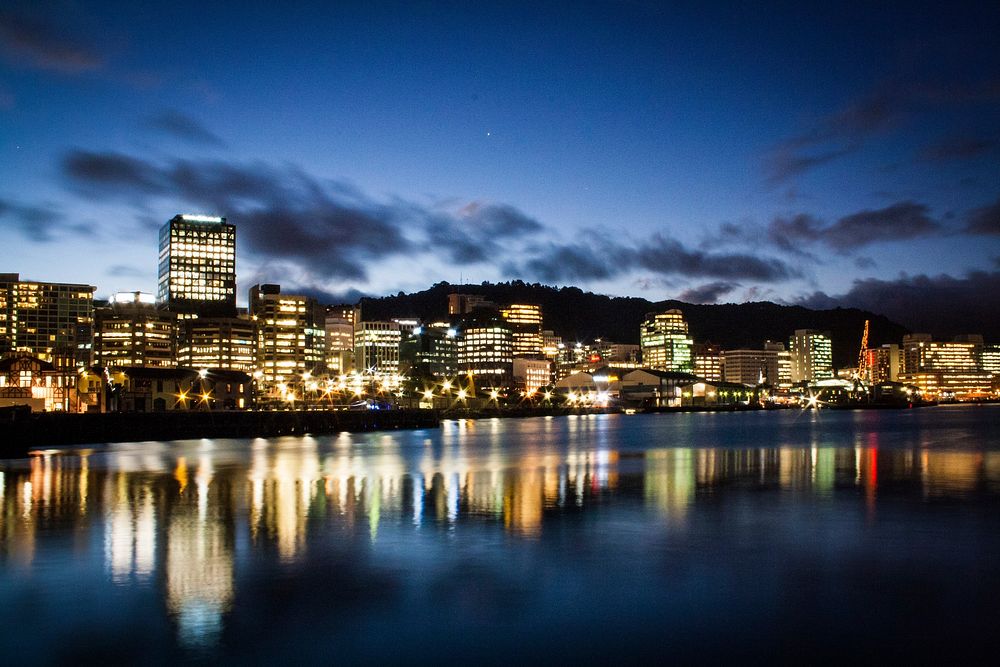 Free Wellington Harbour at night image, public domain city CC0 photo.