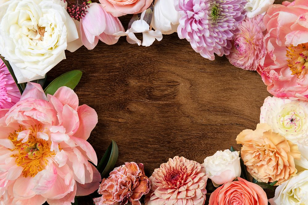 Floral frame, wooden background, design space