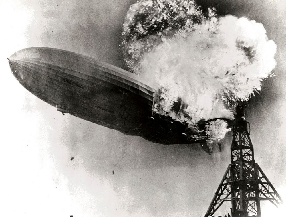 Free Hindenburg disaster image, public domain CC0 photo.