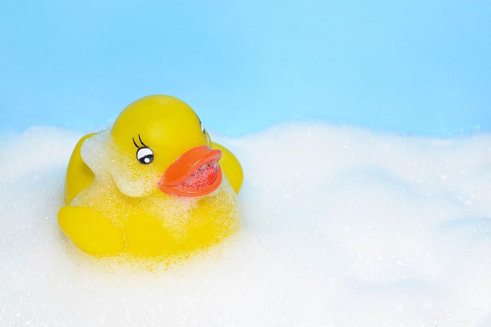 Bathing duck background. Free public domain CC0 photo.