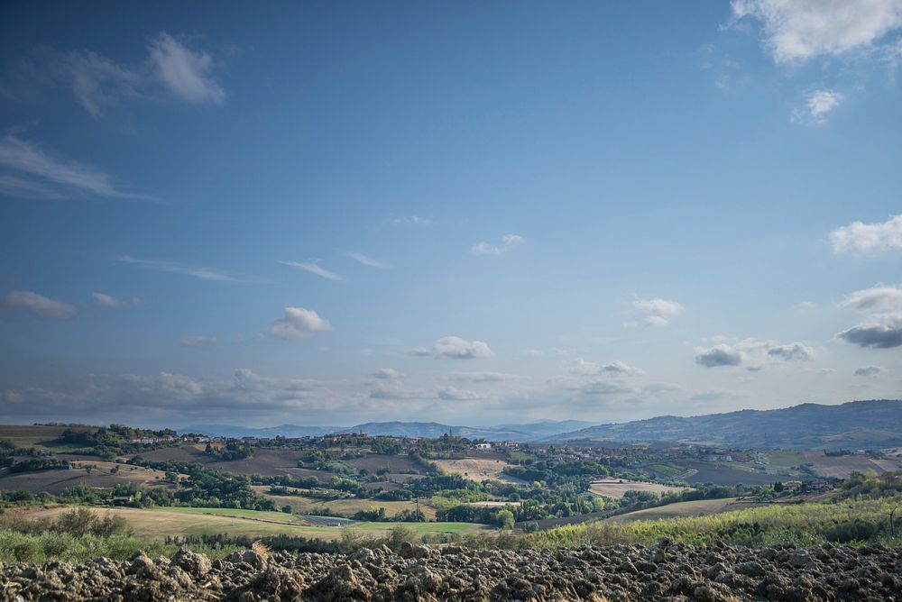 Free wide angle landscape in Italy image, public domain nature CC0 image.