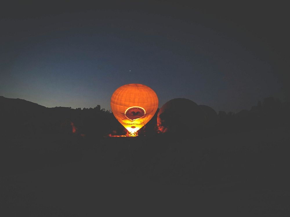 Free hot air balloon image, public domain travel CC0 photo.