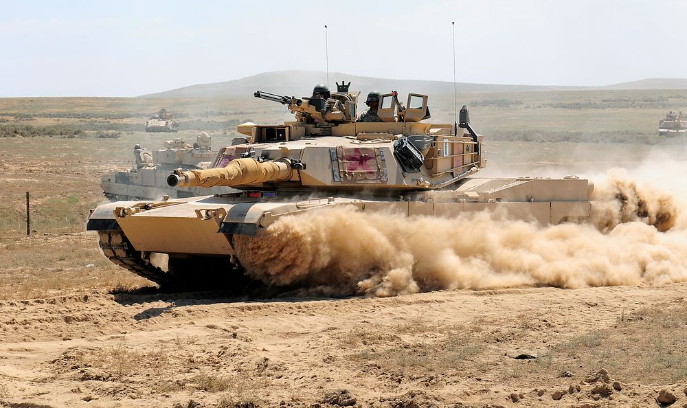 A U.S. Army M1A2 Abrams | Free Photo - rawpixel