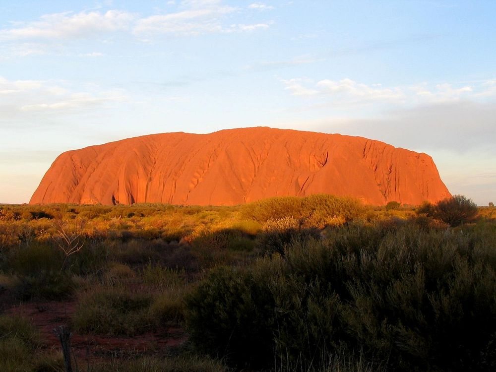 Australia Uluru (Ayers Rock). Original public domain image from Flickr