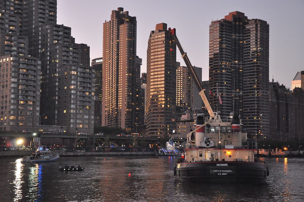 USACE lifts helicopter from East River