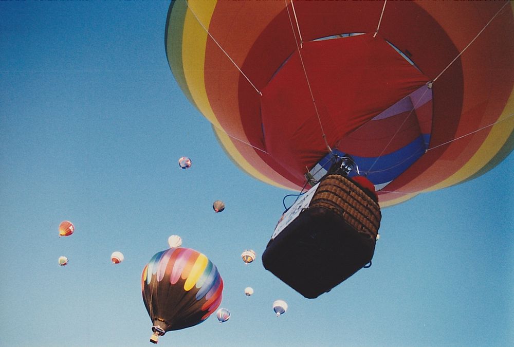 Hot air balloon in the sky. Free public domain CC0 photo.