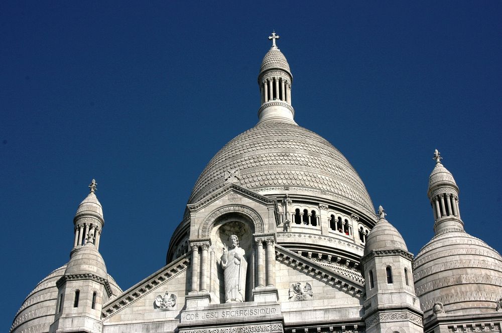 Church in Paris. Free public domain CC0 image.