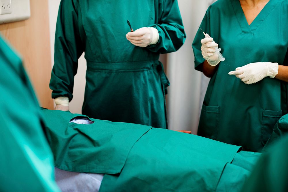 Doctors are preparing for an operation