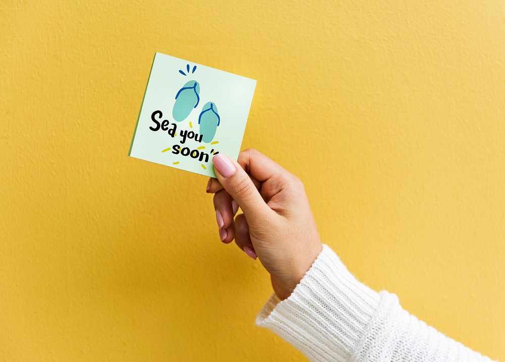 Summer themed note with a yellow wall