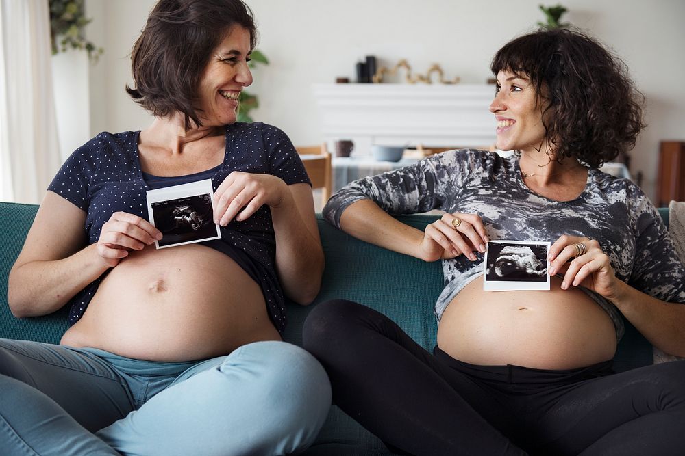 Pregnant support group meetup in a house