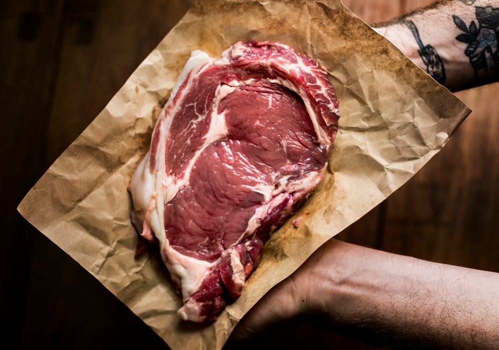 Raw tomahawk steak food photography | Photo - rawpixel