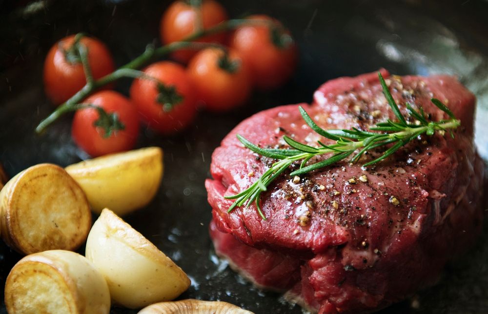 Cooking a fillet steak food photography recipe idea