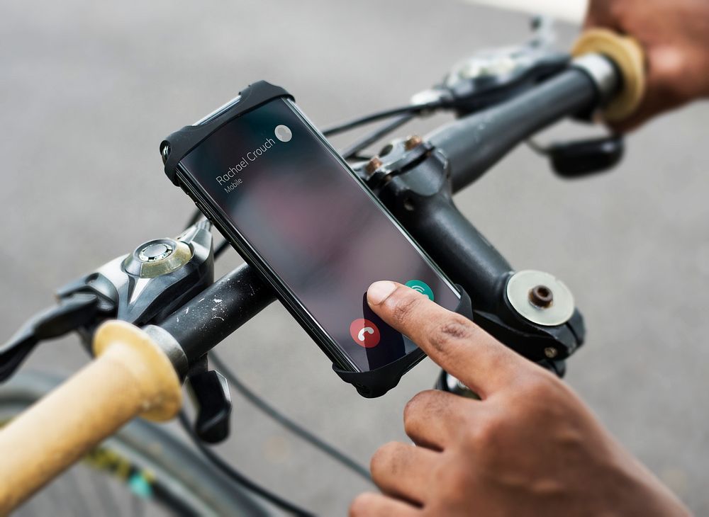Calling to a phone while riding a bike