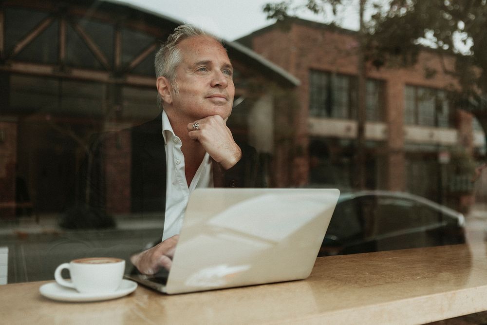 Entrepreneur sitting in a cafe