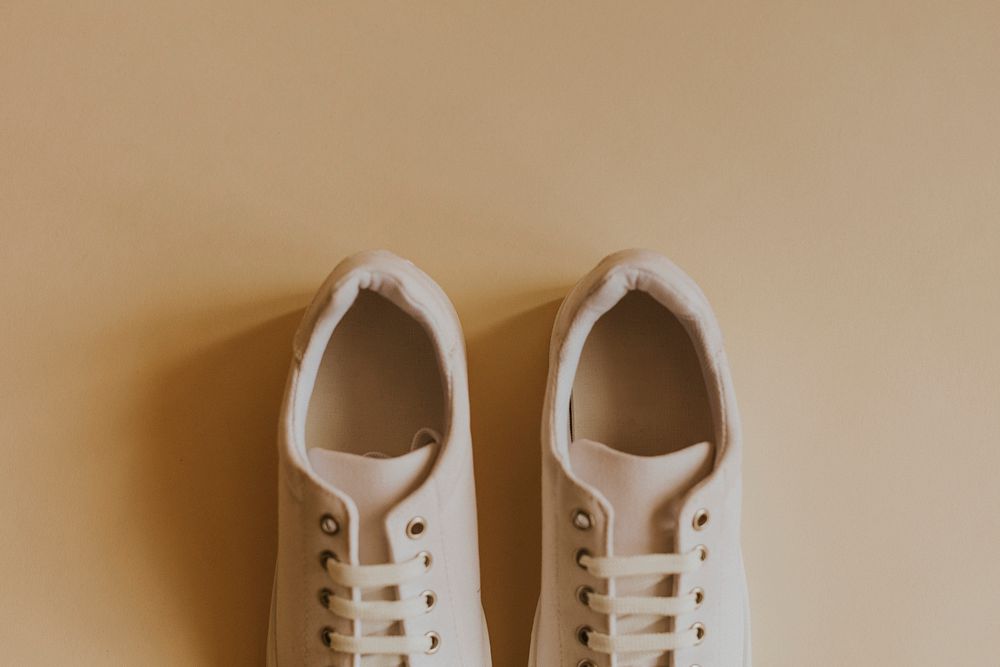 White women's canvas sneakers minimal fashion 