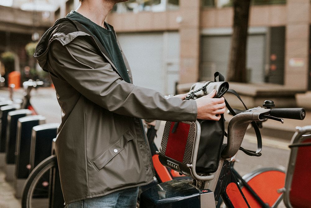 Man connecting to a bike rental application 