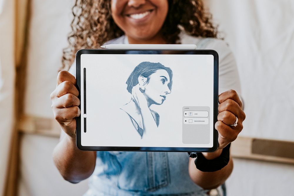 Digital tablet screen mockup psd, woman artist showing her own drawing on the tablet 