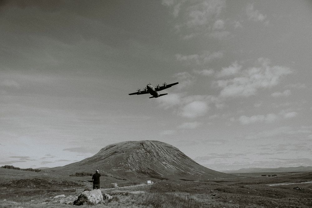 Vintage military plane background, Glencoe Valley