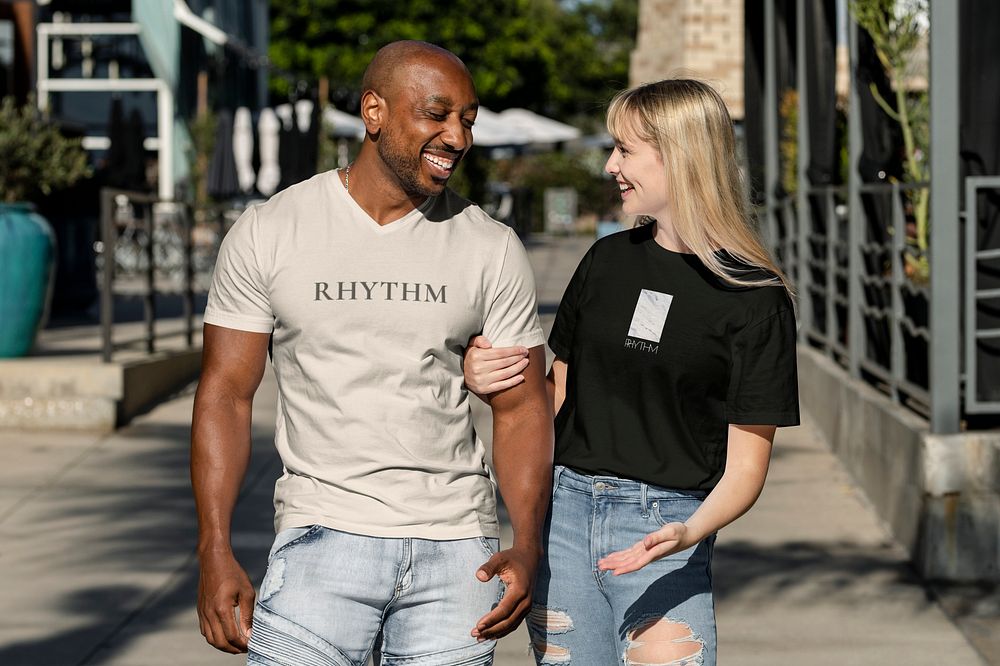 Casual tshirt mockup, customizable psd, couple enjoying dating in urban scene
