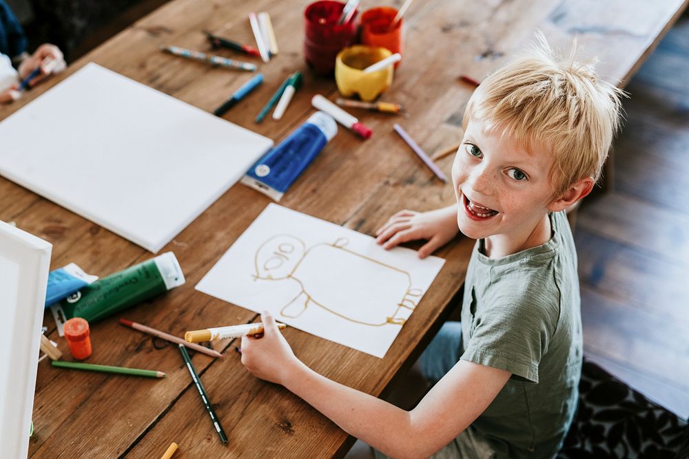 Kids in art class, homeschooling in the new normal