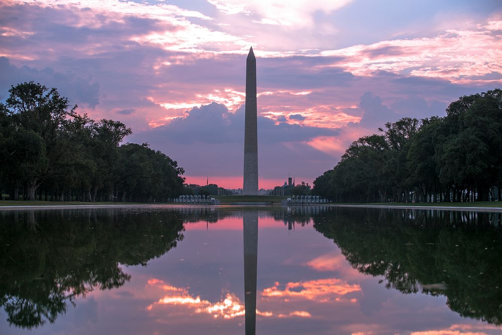 Sunrise at the Washington Monument in DC