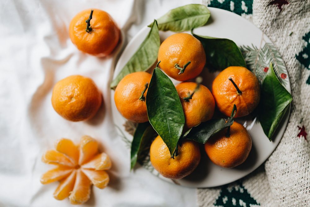 Fresh small clementines. Visit Kaboompics for more free images.