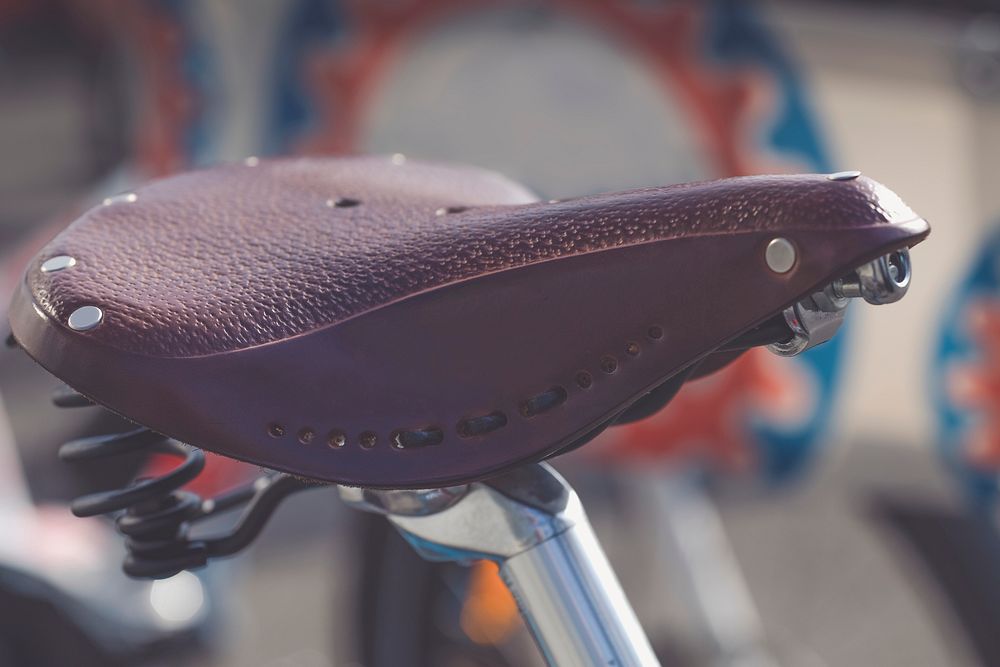 Vintage leather bicycle saddle