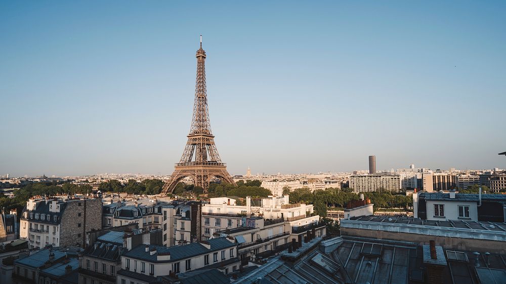 Paris desktop wallpaper background, the Eiffel Tower at Champ de Mars in Paris, France