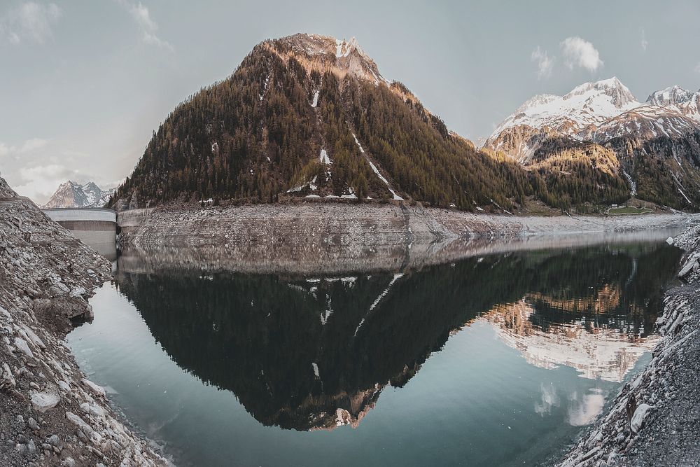 View of the artificial lake Neves-Stausee, M&uuml;hlwald, Italy