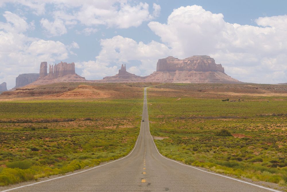 U.S. Route 163 leading to Monument Valley in Utah, USA