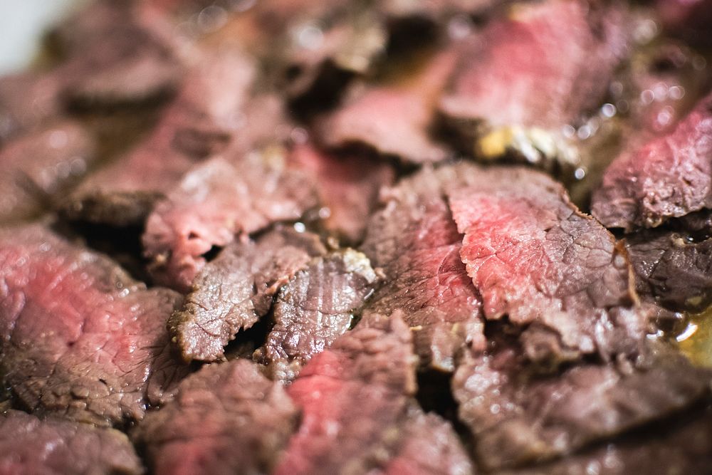 A medium roast beef closeup