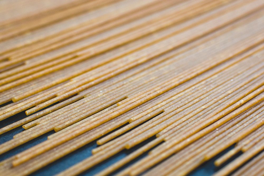 Wholewheat spaghetti food photography