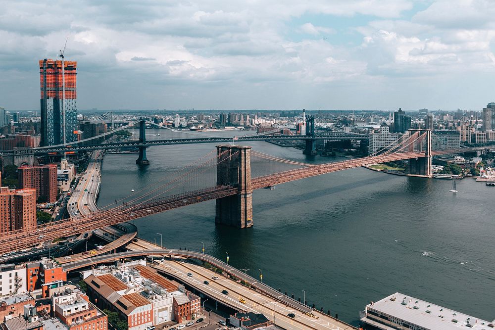 Free Manhattan bridge skyline, New York City image, public domain urban CC0 photo.