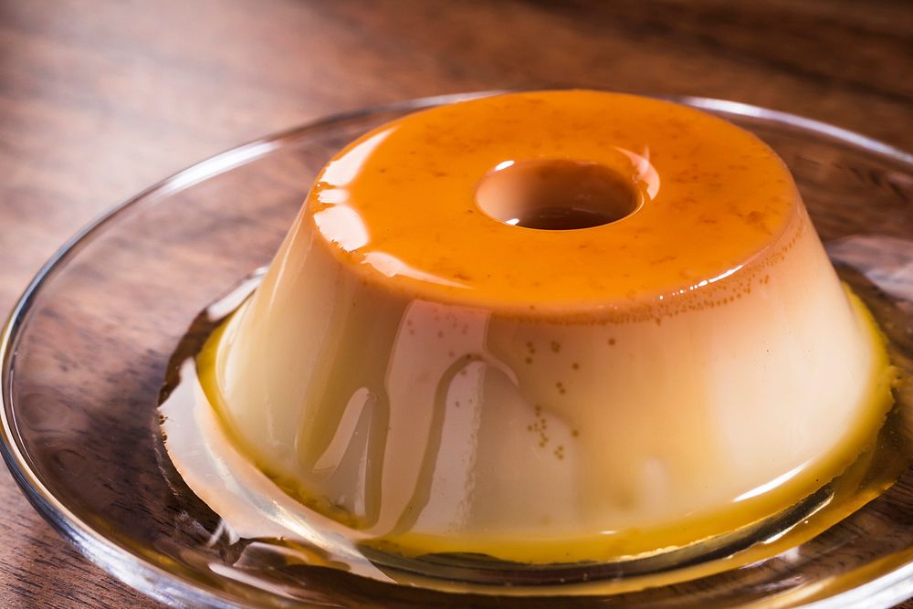 Brazilian style caramel pudding dessert image, free public domain CC0 photo.