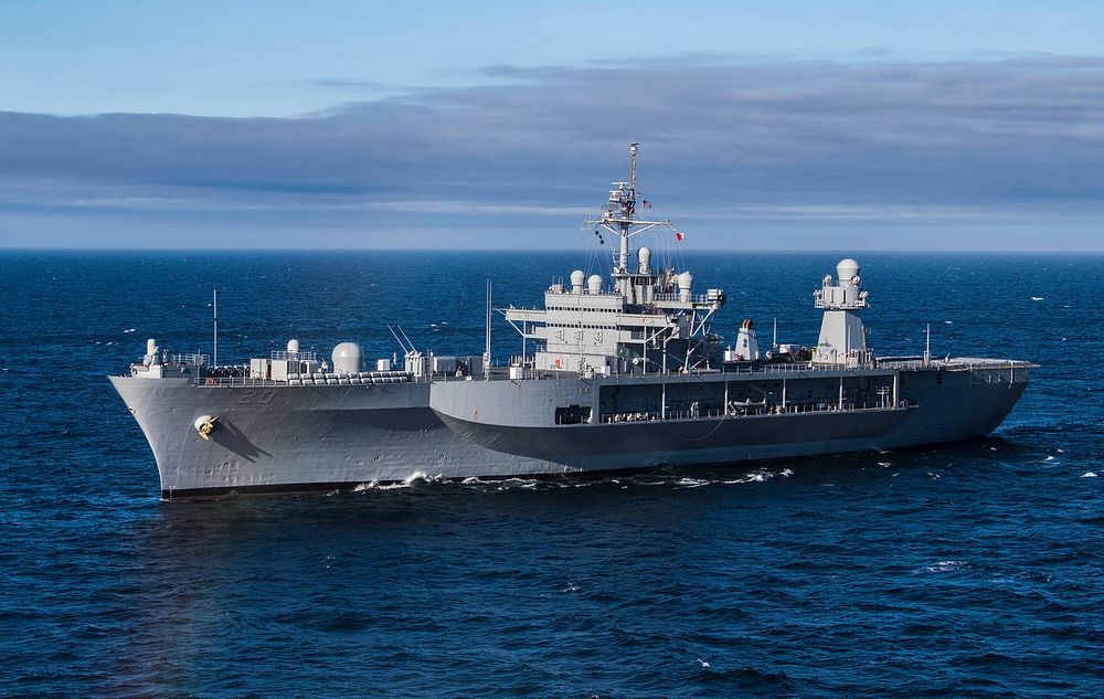 NORTH SEA (Oct. 20, 2018) &ndash; The Blue Ridge-class command and control ship USS Mount Whitney (LCC 20) transits the…