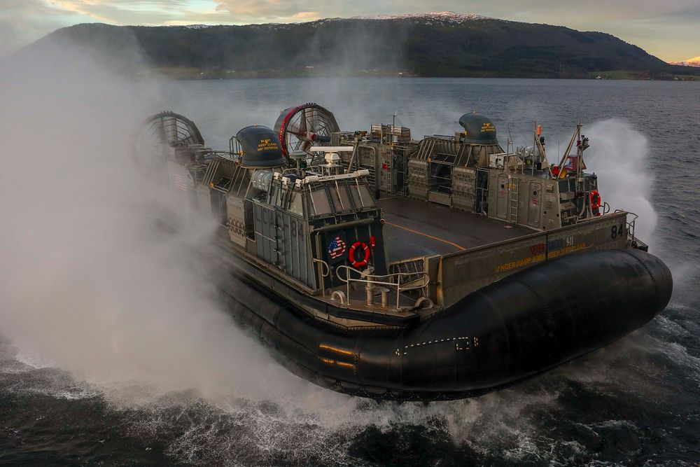 NORWEGIAN SEA (Nov. 1, 2018) A landing craft, air cushion, assigned to Assault Craft Unit 4 (ACU 4) and attached to the San…
