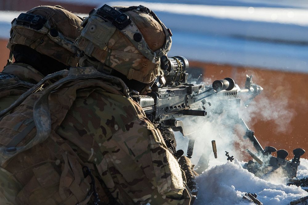 Alaska and Hawaii based 25th ID Soldiers train at JBERSpartan paratroopers assigned to Blackfoot Company, 1st Battalion…