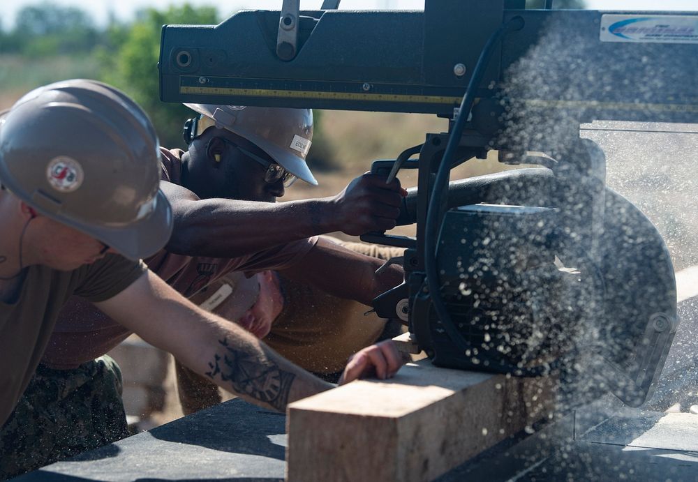 CHABANKA, Ukraine (July 4, 2019) &not;&ndash; Sailors assigned to Naval Mobile Construction Battalion (NMCB) 133 use a…